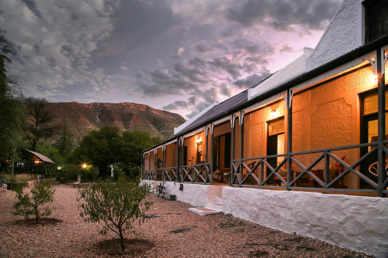Dennehof Karoo Guesthouse Принс Алберт Екстериор снимка