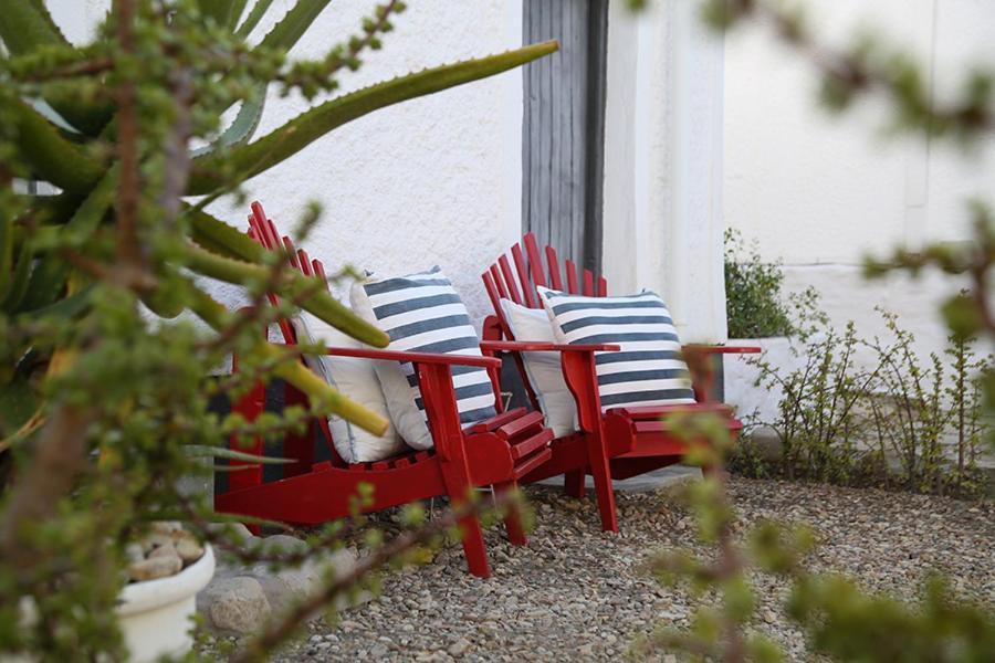 Dennehof Karoo Guesthouse Принс Алберт Екстериор снимка